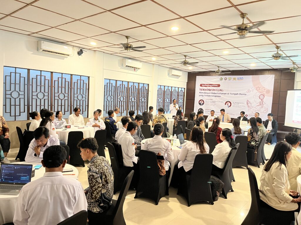 Kebertuhanan di Tengah Dunia yang Terteknologisasi STAHN Selenggarakan Seminar Nasional Teksnospiritual