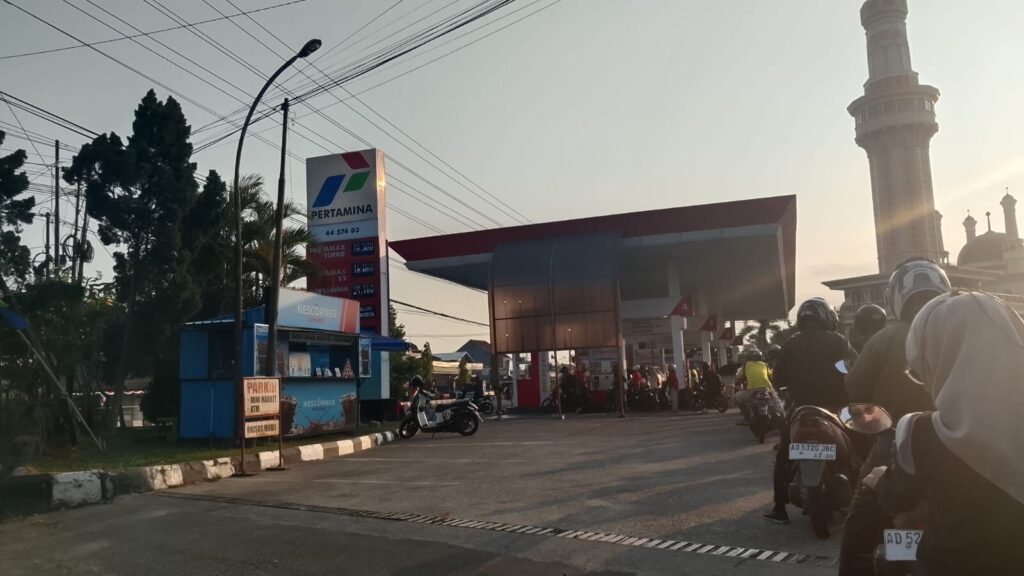 Pertalite vs Pertamax: Antara Rasionalitas Ekonomi dan Kepasrahan Konsumen